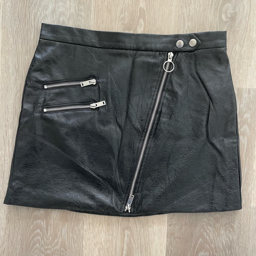 Forever 21 Black Leather Skirt with Zipper Details